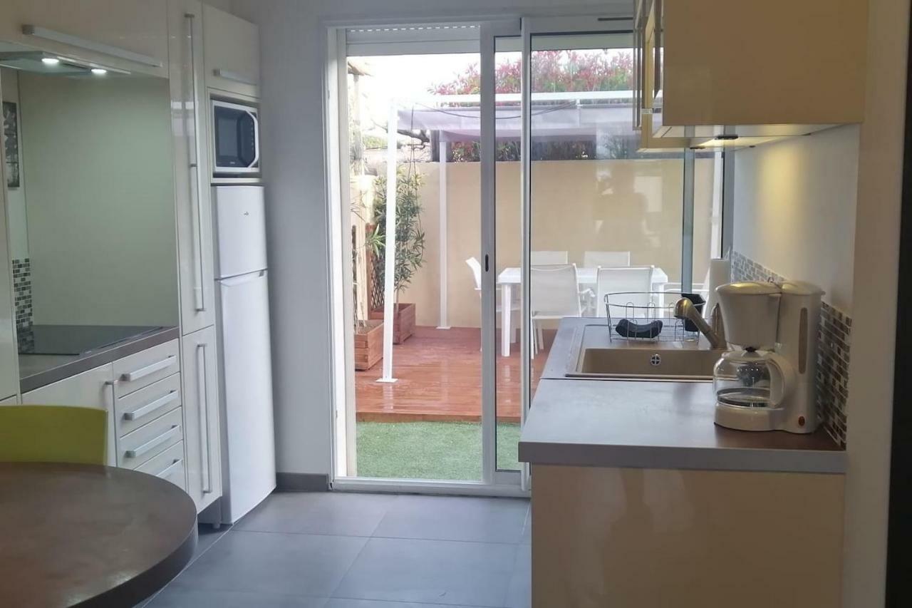 Maison F2, Neuve Au Calme Avec Jardinet La Crau Exterior photo
