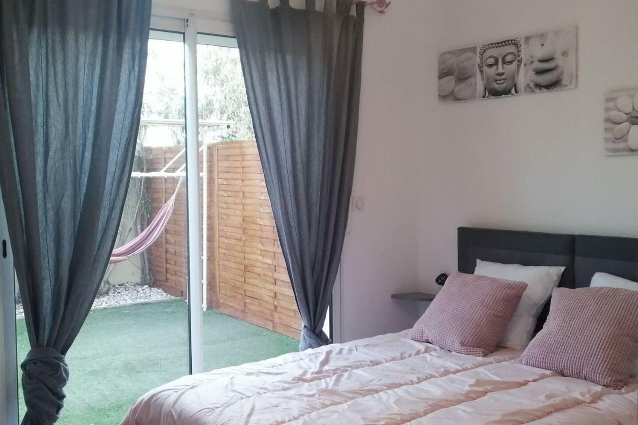 Maison F2, Neuve Au Calme Avec Jardinet La Crau Exterior photo